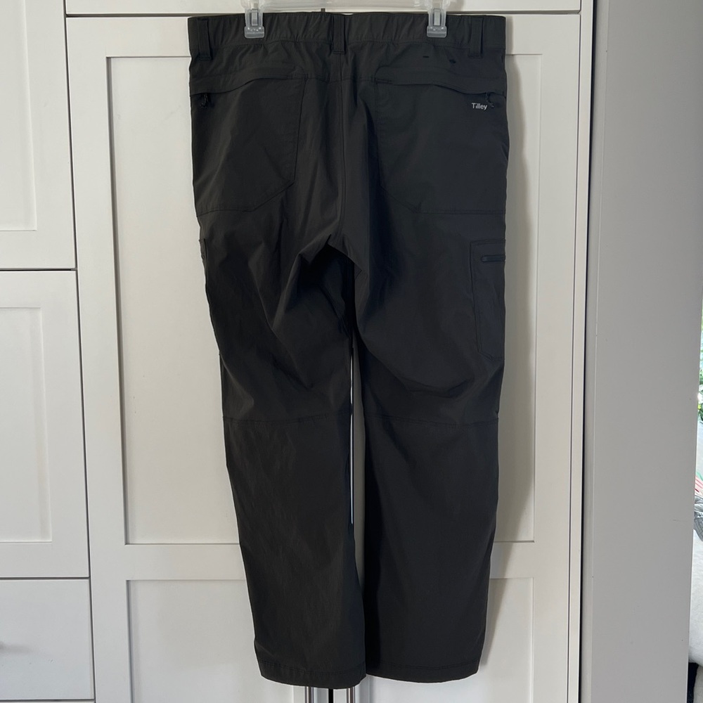 Tilley Men's Olive Cargo Pants - Picture 7 of 8